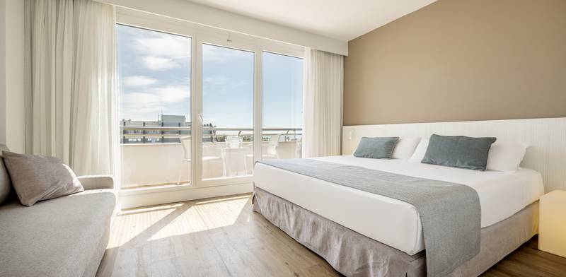 Habitación doble premium vista mar Hotel ILUNION Islantilla Huelva