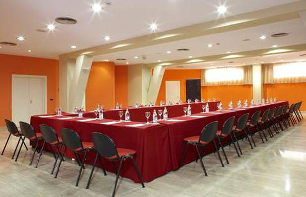 Salón Convenciones+Exposiciones Hotel ILUNION Islantilla Huelva