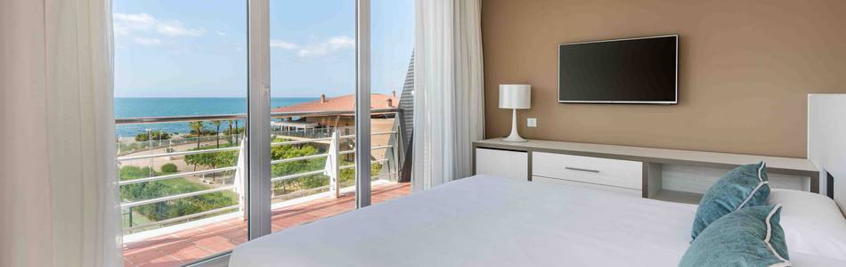 HABITACIÓN ILUNION ISLANTILLA HABITACIÓN ILUNION ISLANTILLA